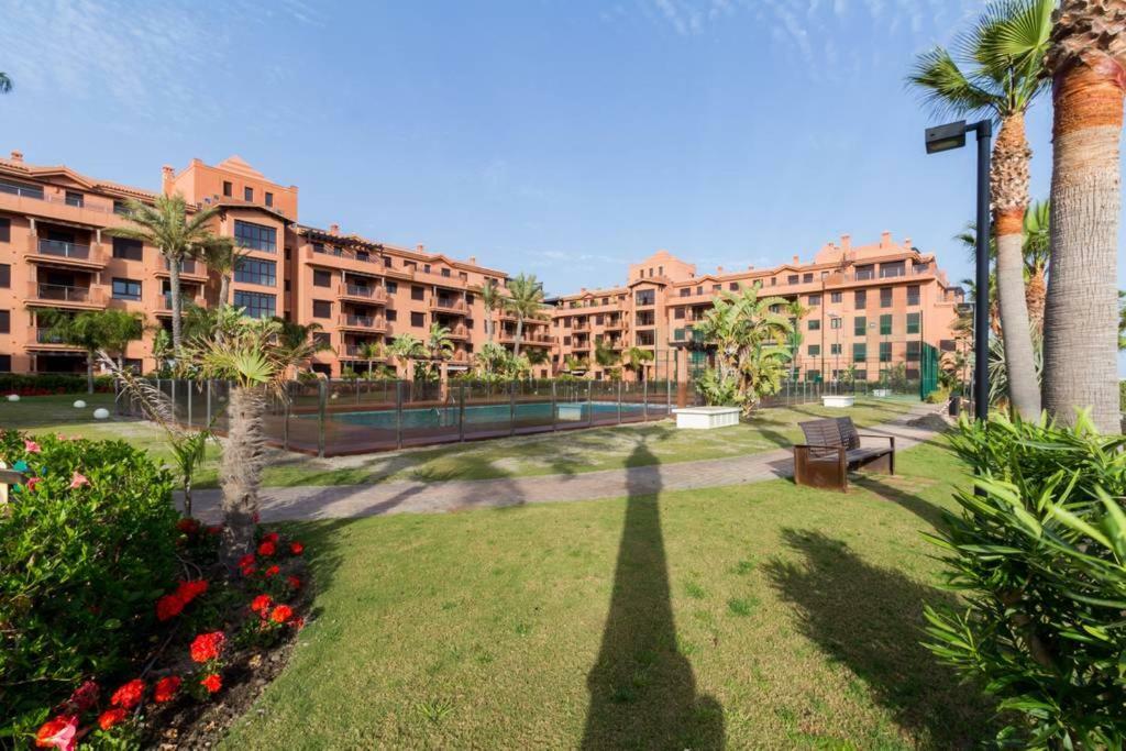 Pushe Playa Granada Beach&Golf 1 โมตริล ภายนอก รูปภาพ